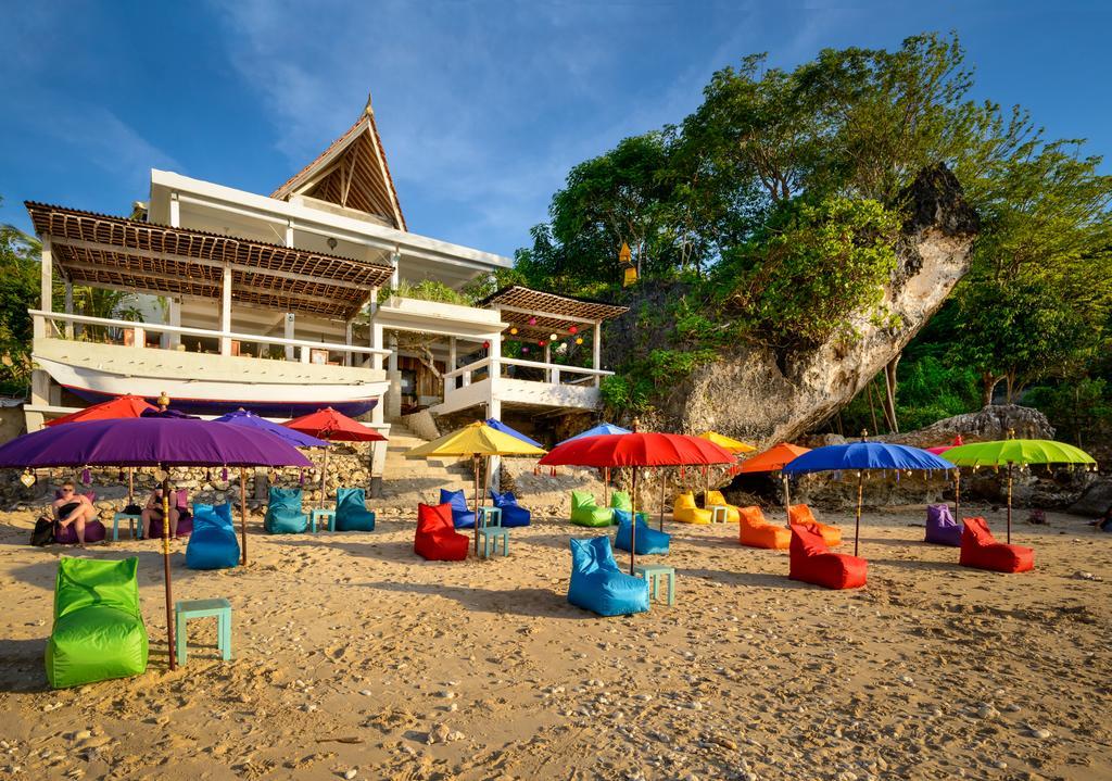 The Point Beach-Front Balangan Джимбаран Экстерьер фото